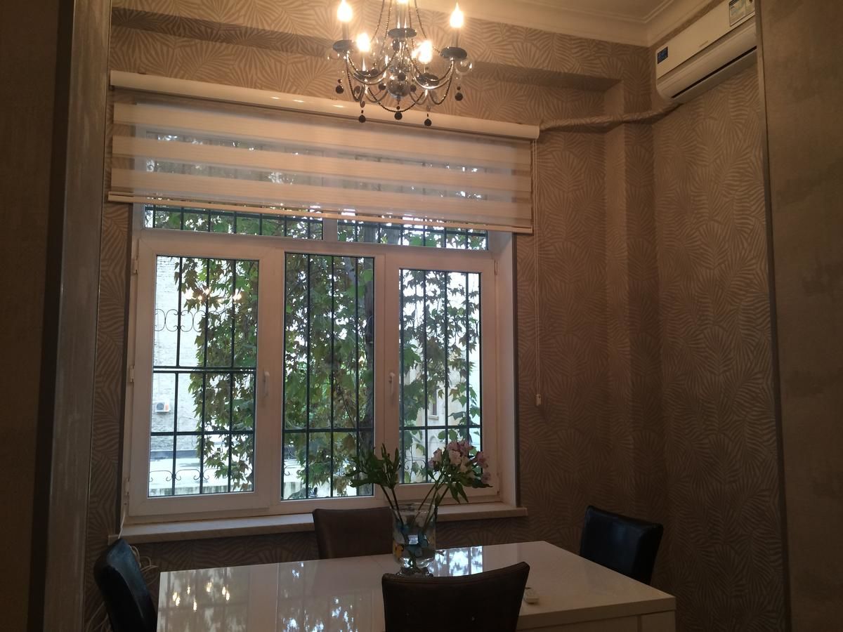 Апартаменты Azneft Square Apartment Баку-13