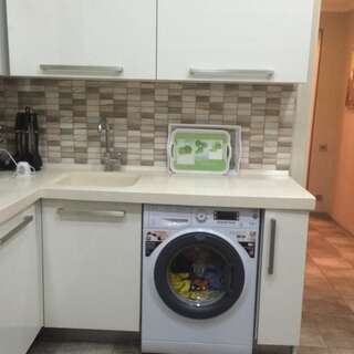 Апартаменты Azneft Square Apartment Баку Апартаменты Делюкс-22